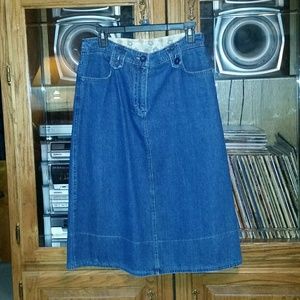 Denim skirt